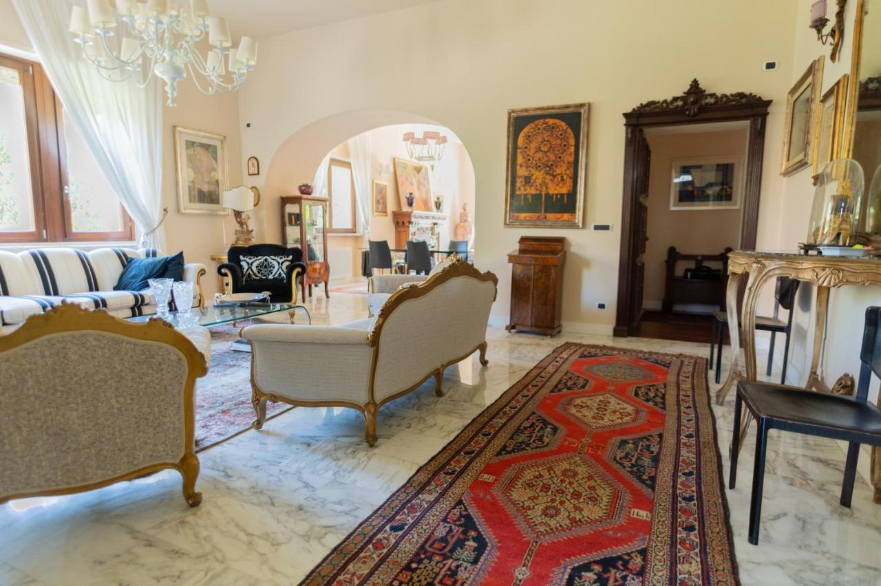 Villa Luisa Bari Exterior photo